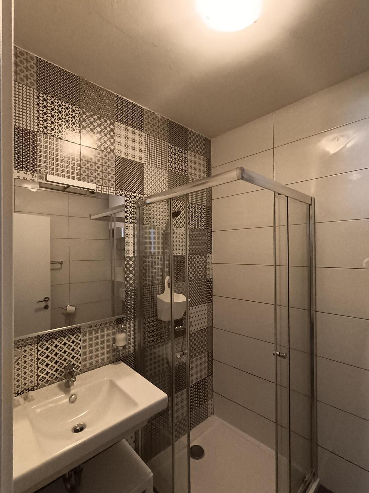 Faveria Apartments Amphitheater With Free Parking بولا الغرفة الصورة
