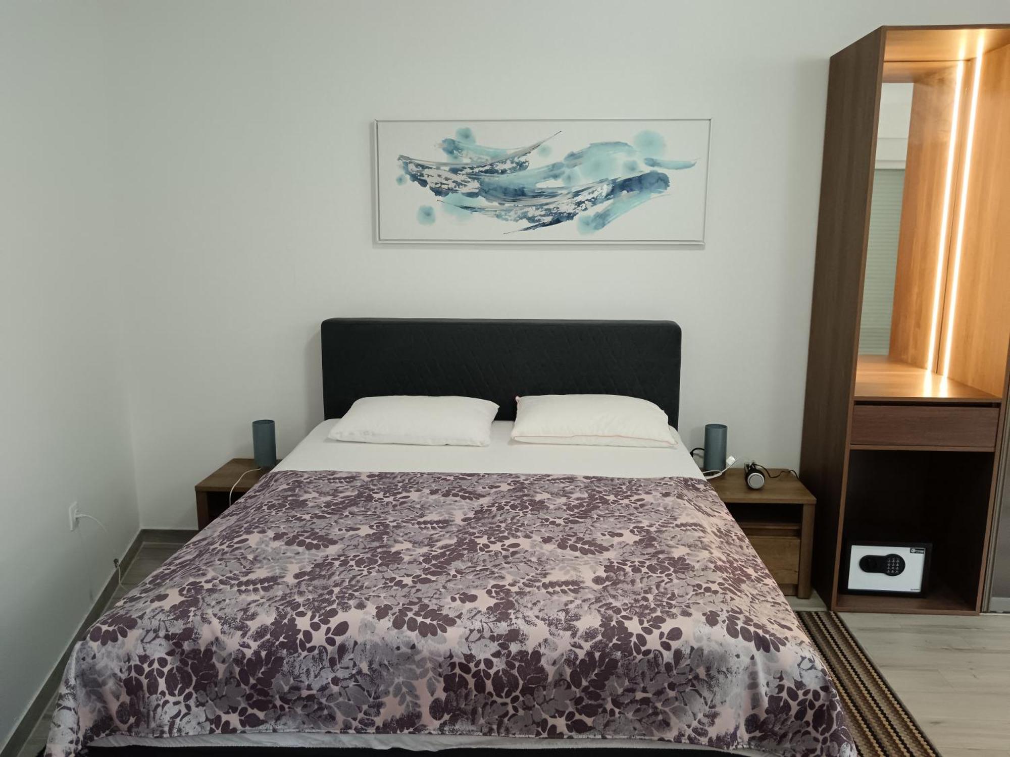 Faveria Apartments Amphitheater With Free Parking بولا الغرفة الصورة